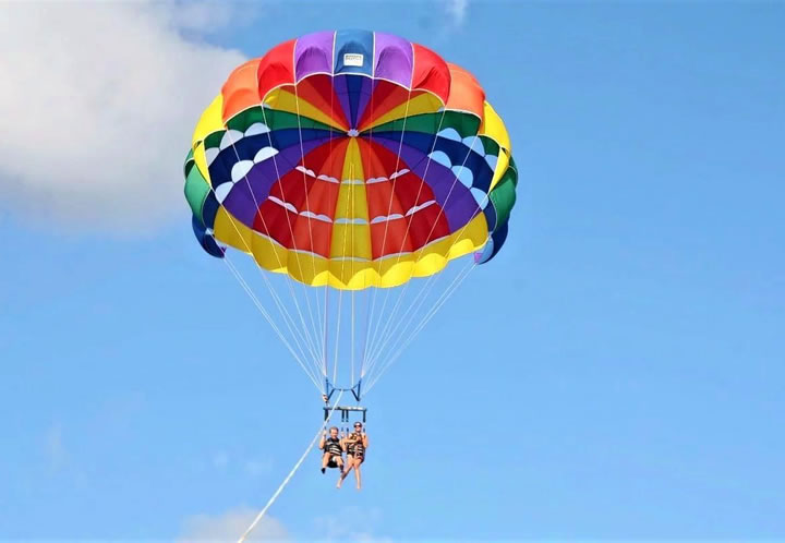 Parasailing adventure over the sea in Crete